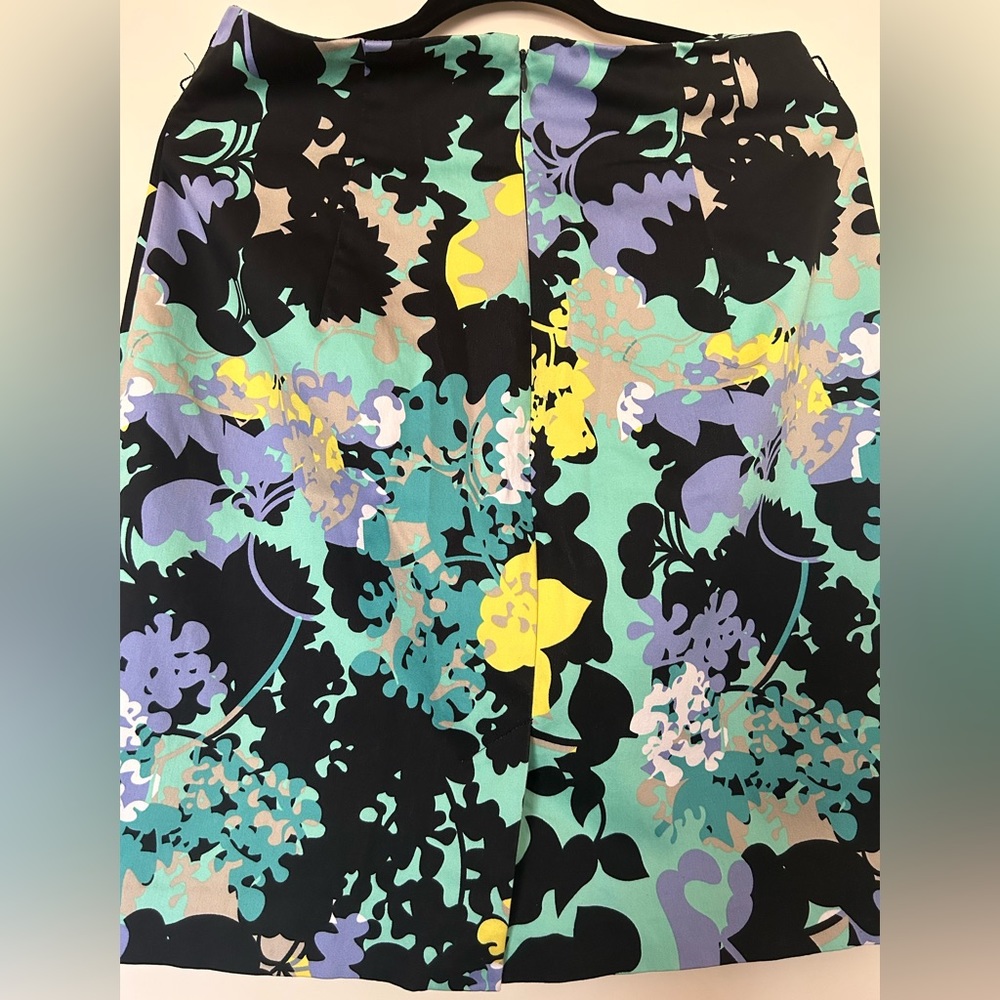Cute cute matching 2 piece Worthington skirt set💕